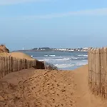 2 Proche Grande * Saint Gilles Croix de vie
