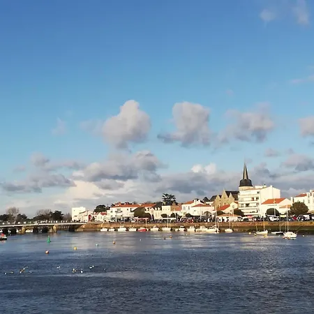2 Proche Grande Saint-Gilles-Croix-de-Vie