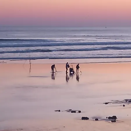 2 Proche Grande Saint-Gilles-Croix-de-Vie